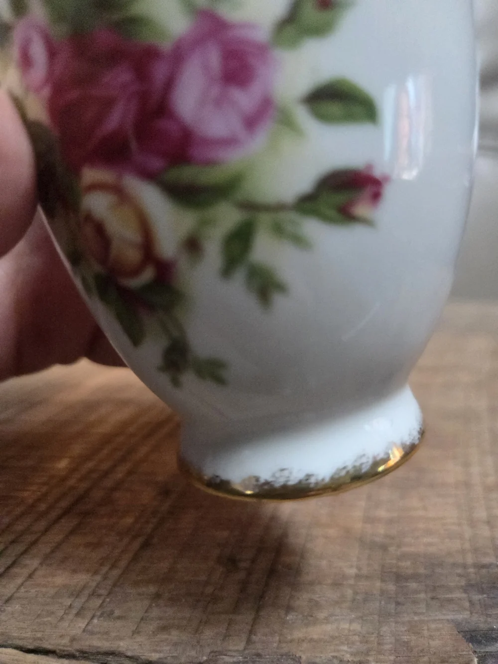 Royal Albert beautiful vintage